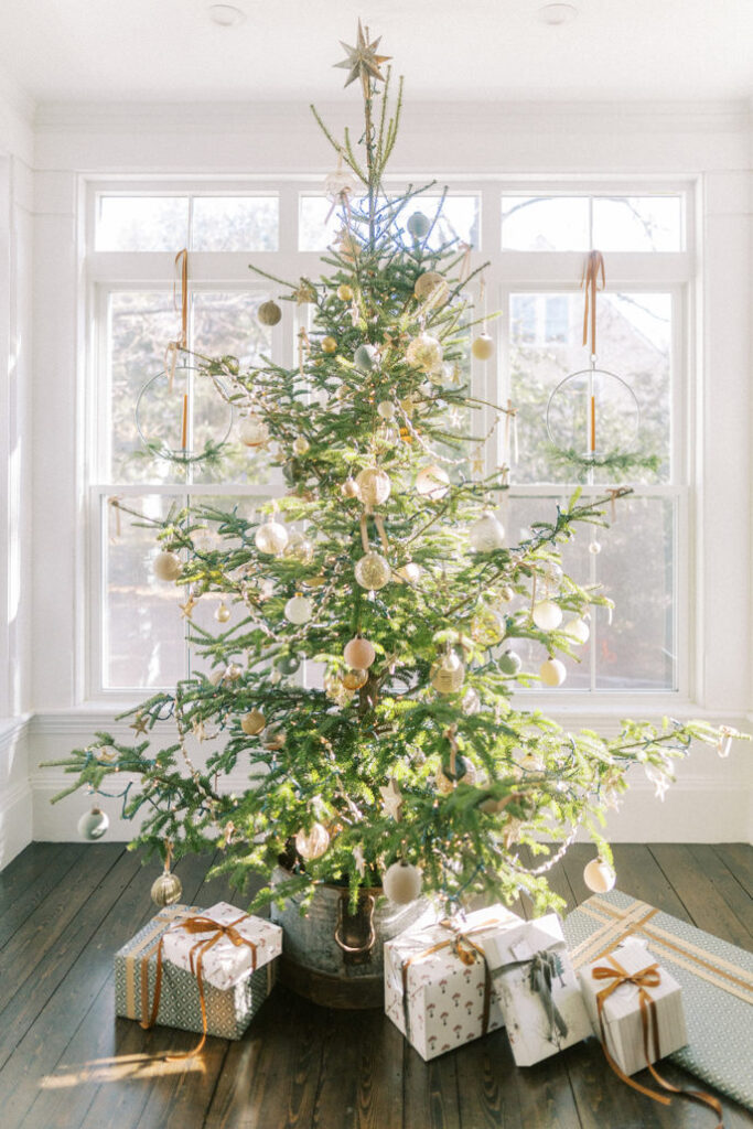 Minimalist Christmas tree