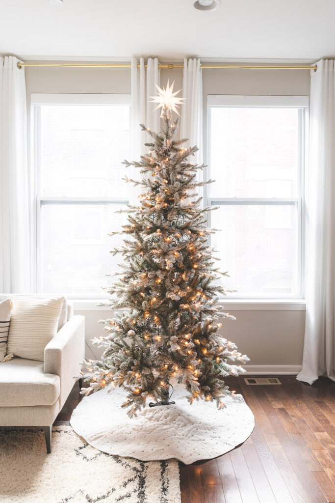 Minimalist Christmas tree